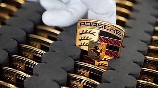 Porsche will seine Marke höher positionieren und mit exklusiveren Modellen mehr verdienen. (Archivbild) Porsche will seine Marke höher positionieren und mit exklusiveren Modellen mehr verdienen. (Archivbild)
