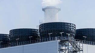 Die Koalition hat sich auf eine Kraftwerksstrategie geeinigt. Bis 2032 sollen insgesamt 12 Gigawatt steuerbare Leistung entstehen, vor allem durch neue Gaskraftwerke. (Archivbild) Die Koalition hat sich auf eine Kraftwerksstrategie geeinigt. Bis 2032 sollen insgesamt 12 Gigawatt steuerbare Leistung entstehen, vor allem durch neue Gaskraftwerke. (Archivbild)