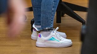 Eine 26-Jährige soll ihren Freund im Juni in der gemeinsamen Wohnung in Grafenau im Streit erstochen haben. Eine 26-Jährige soll ihren Freund im Juni in der gemeinsamen Wohnung in Grafenau im Streit erstochen haben.