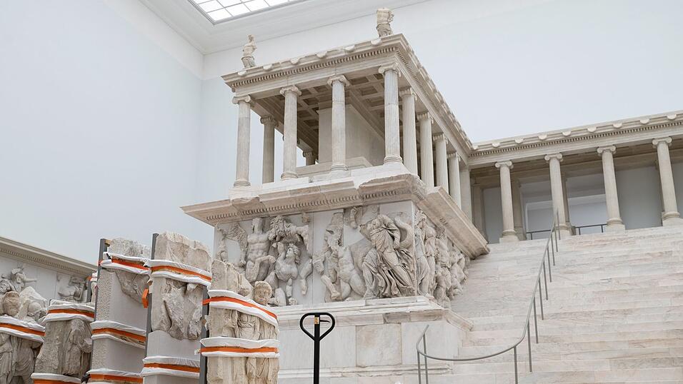 Der erste Teil des Pergamonmuseums soll nächsten Sommer wieder öffnen. (Archivbild) Der erste Teil des Pergamonmuseums soll nächsten Sommer wieder öffnen. (Archivbild)