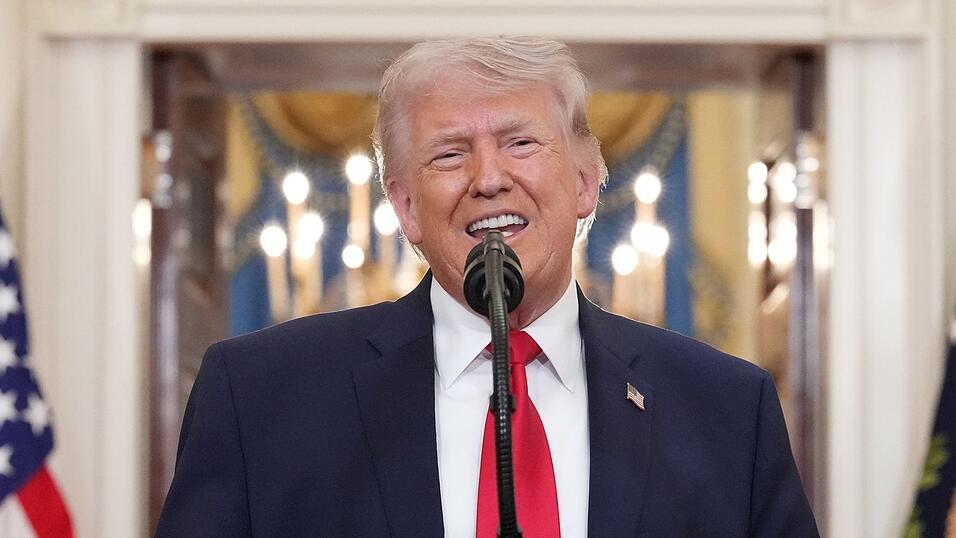 US-Pr&auml;sident Donald Trump spricht von enormen Fortschritten im Krieg gegen den Iran. Teheran widerspricht den US-Erfolgsmeldungen.