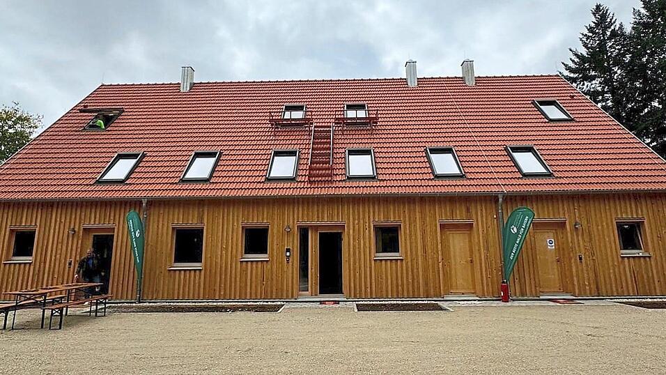 Vier Wohneinheiten bietet das neue Forsthaus in Wörnbrunn.