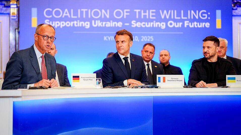 Immer wieder kommen die Vertreter der Koalition der Willigen zusammen, um über eine Friedenssicherung in der Ukraine zu sprechen. Doch kommen sie ihrem Ziel näher? (Archivfoto) Immer wieder kommen die Vertreter der Koalition der Willigen zusammen, um über eine Friedenssicherung in der Ukraine zu sprechen. Doch kommen sie ihrem Ziel näher? (Archivfoto)