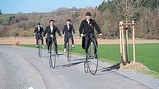 Der Radweg Bubach-Dittenkofen wurde offiziell freigegeben. Der Radweg Bubach-Dittenkofen wurde offiziell freigegeben.