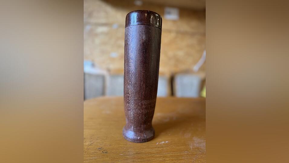 Die Lusthlzer vom Drachselsrieder Dildo-Drechsler schlagen ein