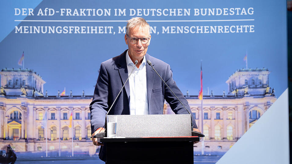 Michael Meyen war im Juni beim 1. Demokratiekongress der AfD-Fraktion im Bundestag aufgetreten (Foto). Auf Einladung des BSW kommt er nun nach Regensburg.