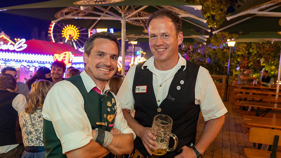 Die Partybilder vom Freitag, 9. August 2024, aus dem Festzelt Weckmann. Die Partybilder vom Freitag, 9. August 2024, aus dem Festzelt Weckmann.