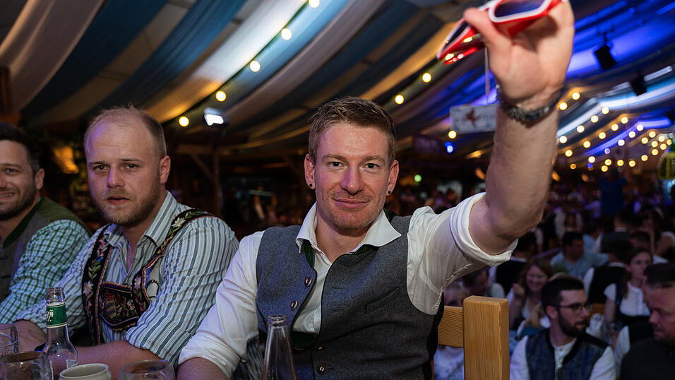 Die Partybilder vom Samstag, 12. August 2023, aus dem Festzelt Wenisch. Die Partybilder vom Samstag, 12. August 2023, aus dem Festzelt Wenisch.