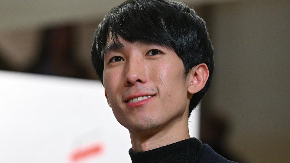 Der amerikanische Pianist Eric Lu hat den 19. Chopin-Klavierwettbewerb gewonnen. Der amerikanische Pianist Eric Lu hat den 19. Chopin-Klavierwettbewerb gewonnen.