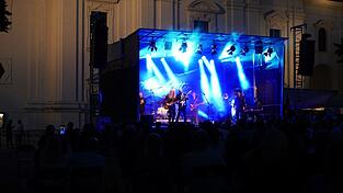 Eindrücke vom Konzert von Hannes Ringlstetter in Passau. Eindrücke vom Konzert von Hannes Ringlstetter in Passau.