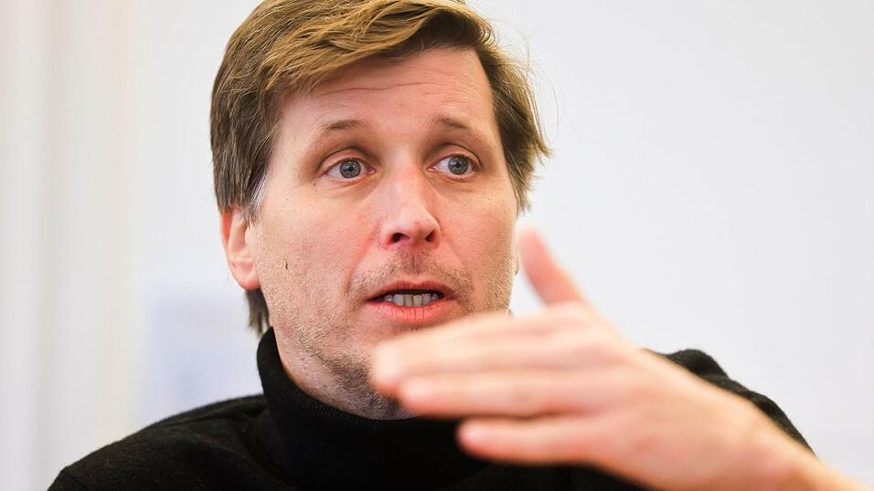 Der Top-Ökonom fordert die Einsetzung eines zentralen Koordinators für die militärische Beschaffung im Kanzleramt. (Archivbild) Der Top-Ökonom fordert die Einsetzung eines zentralen Koordinators für die militärische Beschaffung im Kanzleramt. (Archivbild)