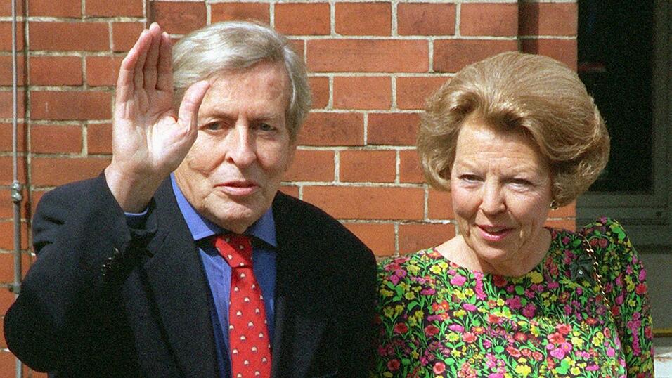 Königin Beatrix der Niederlande und ihr Mann, Prinz Claus, im Jahr 1998. (Archivbild) Königin Beatrix der Niederlande und ihr Mann, Prinz Claus, im Jahr 1998. (Archivbild)