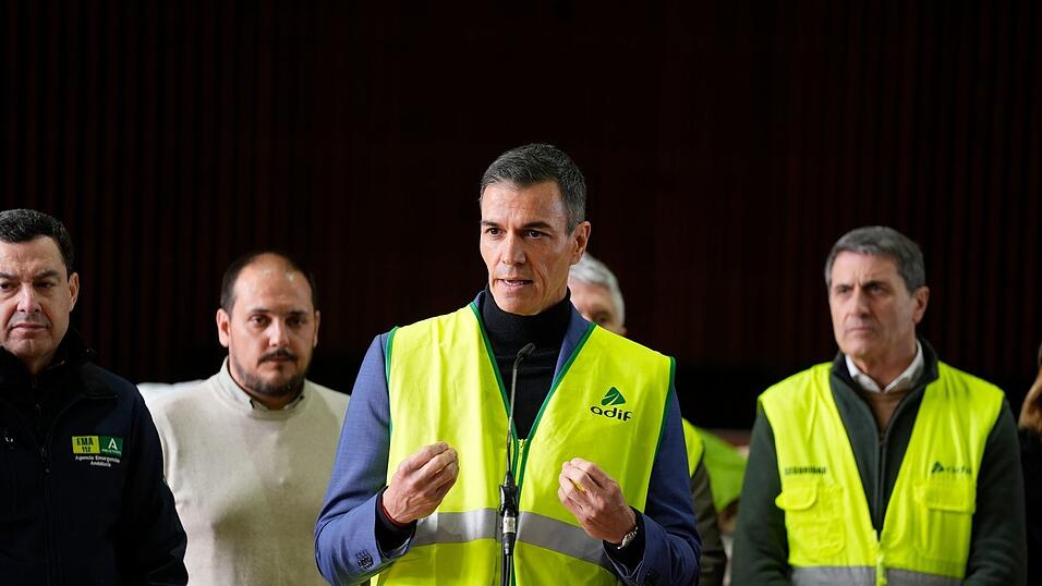 S&aacute;nchez rief eine dreit&auml;gige Staatstrauer aus.