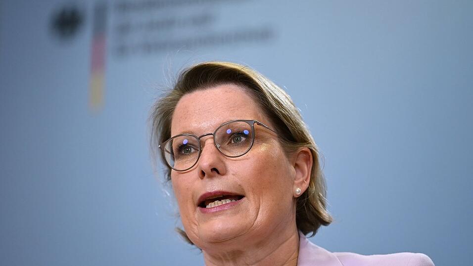 Bundesjustizministerin Stefanie Hubig (SPD) will Banden, die Umweltkriminalit&auml;t zum Gesch&auml;ftsmodell gemacht haben, h&auml;rter bestrafen. (Archivbild)