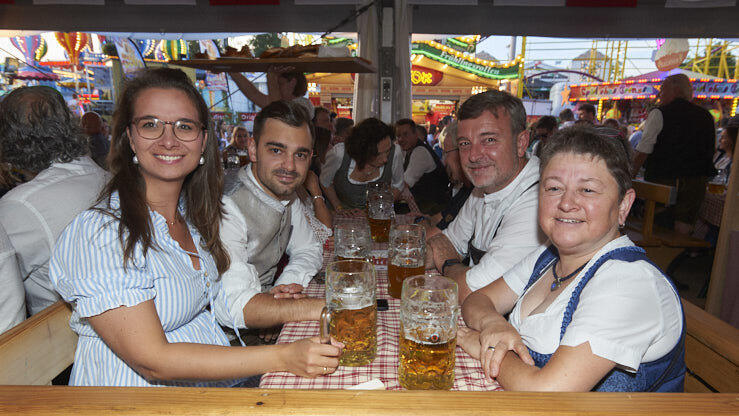 Die Partybilder vom Freitag, 11. August 2023, aus dem Festzelt Lechner.