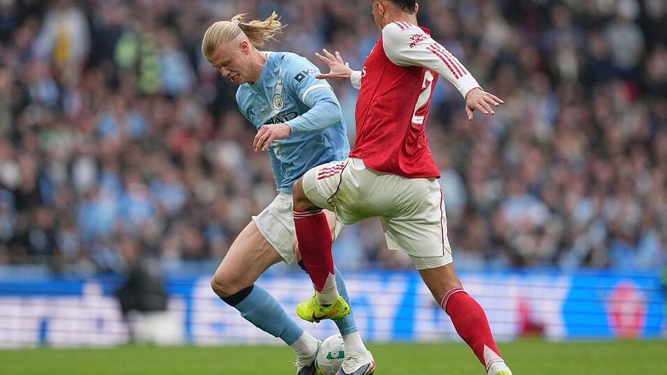 Eng gedeckt: Manchesters Starst&uuml;rmer Erling Haaland.