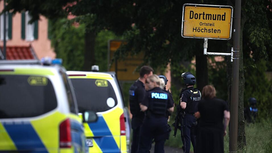 Ort des Einsatzes ist der Dortmunder Stadtteil H&ouml;chsten.