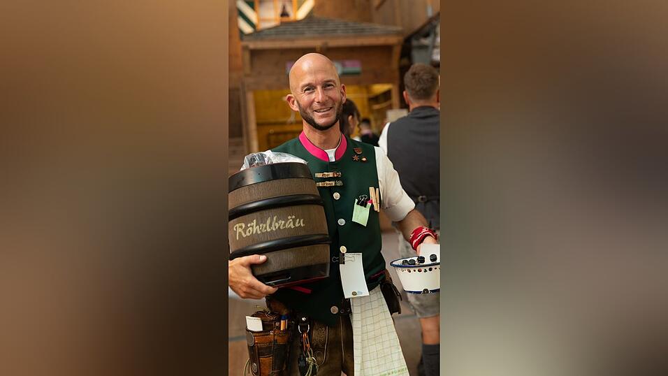 Die Partybilder vom Sonntag, 9. August, aus dem Festzelt Weckmann. Die Partybilder vom Sonntag, 9. August, aus dem Festzelt Weckmann.