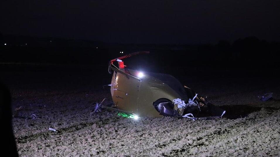 In der Gemeinde Straßkirchen ist ein Leichthubschrauber abgestürzt.