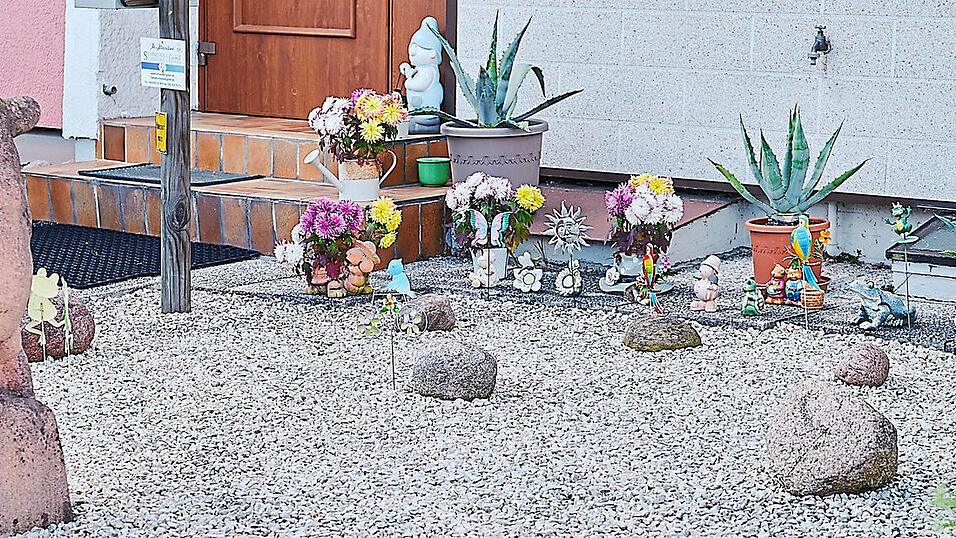 Viel Grau, wenig Gr&uuml;n - Schotterg&auml;rten sind in Landshut seit 2021 verboten. Das k&ouml;nnte sich nun wieder &auml;ndern.