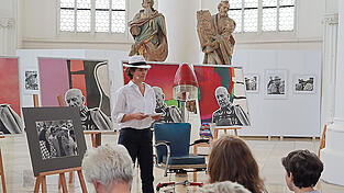 Die Schauspielerin Gioia Osthoff las Zitate von Eugenio Arias aus 'Picassos Friseur. Die Geschichte einer Freundschaft'. Die Schauspielerin Gioia Osthoff las Zitate von Eugenio Arias aus 'Picassos Friseur. Die Geschichte einer Freundschaft'.