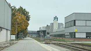 Seit Ende 2023 wird auf dem Gelände der ehemaligen Papierfabrik UPM in Plattling nicht mehr produziert.