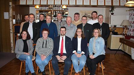 Mit diesen Kandidaten und Paul Ro&szlig;berger als B&uuml;rgermeisterkandidat bewirbt sich die CSU-B&uuml;rgerliche W&auml;hlervereinigung um Sitze im Gemeinderat.