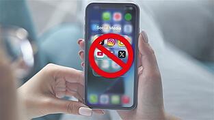 Ein Social-Media-Verbot f&uuml;r Jugendliche wird intensiv diskutiert. Zwei junge Menschen, zwei Meinungen.