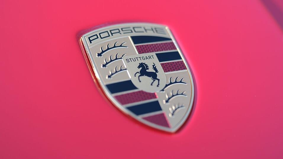 Porsche: Neue Strategie «Sportwagenschmiede '35». Porsche: Neue Strategie «Sportwagenschmiede '35».