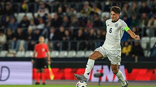 Bayern-Profi Tom Bischof wird die deutsche U21 als Kapitän anführen.