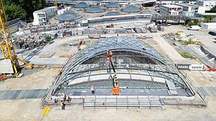 Am Tiefbahnhof Stuttgart 21 werden Ende des kommenden Jahres wohl nicht wie geplant die ersten Fernzüge halten. (Archivbild) Am Tiefbahnhof Stuttgart 21 werden Ende des kommenden Jahres wohl nicht wie geplant die ersten Fernzüge halten. (Archivbild)