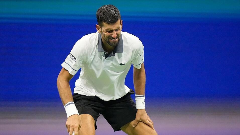Nichts geht mehr bei Novak Djokovic. Nichts geht mehr bei Novak Djokovic.