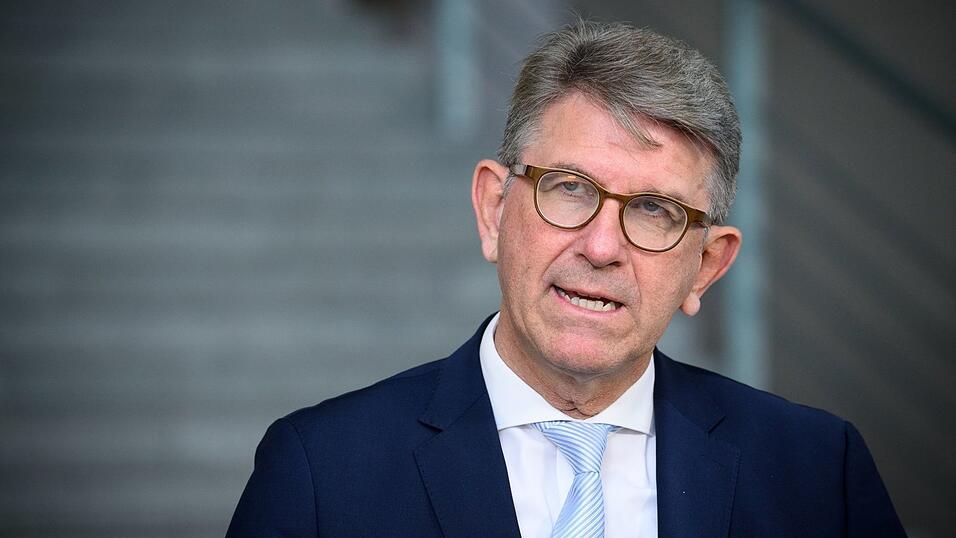 Kulturstaatsminister Wolfram Weimer  steht in der Kritik. (Archivbild)