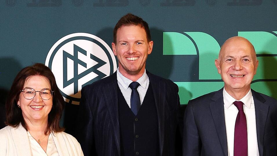 Julian Nagelsmann (m) verfolgt mit der Nationalmannschaft einen klaren Titelplan. Julian Nagelsmann (m) verfolgt mit der Nationalmannschaft einen klaren Titelplan.