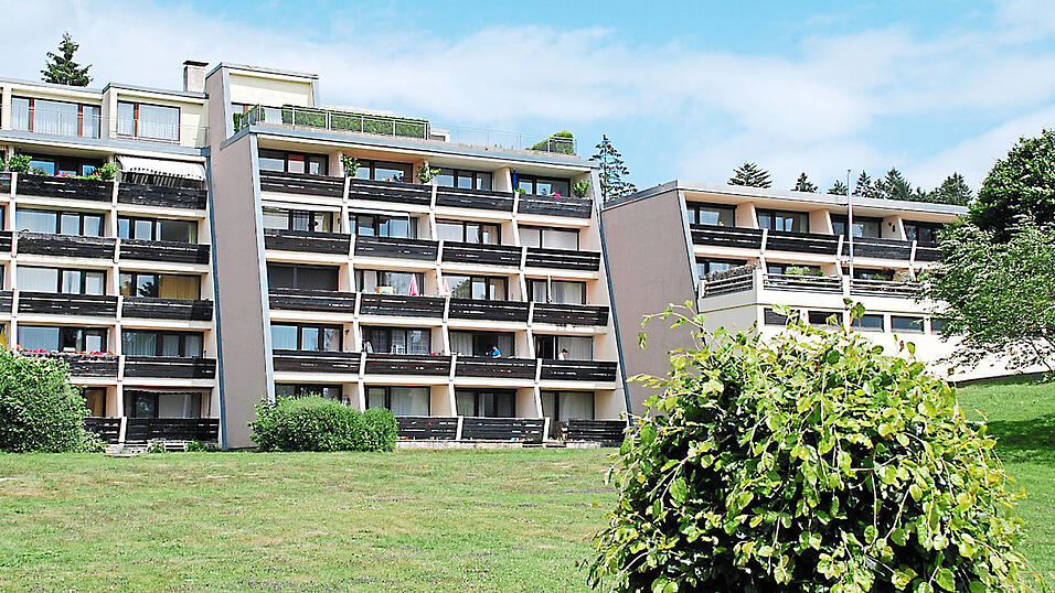 Blick auf einen Teil der Ferienapartment-Anlage Haus Berghof. Der Streit um die illegale Dauervermietung geht weiter. Blick auf einen Teil der Ferienapartment-Anlage Haus Berghof. Der Streit um die illegale Dauervermietung geht weiter.