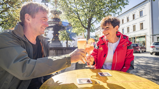 Besucher können sich auf einen Goldenen Herbsttag in Viechtach freuen.