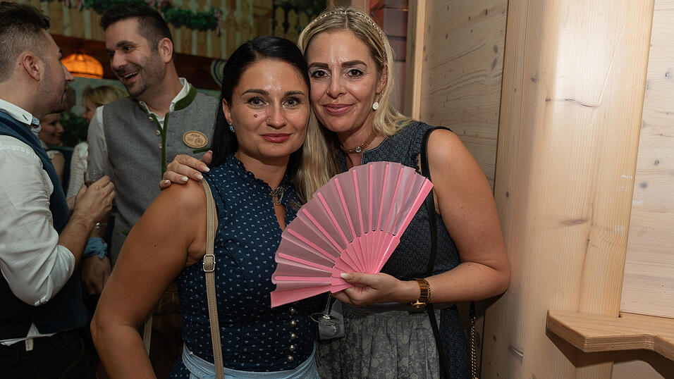 Die Partybilder vom Donnerstag, 17. August 2023, aus dem Festzelt Reisinger. Die Partybilder vom Donnerstag, 17. August 2023, aus dem Festzelt Reisinger.