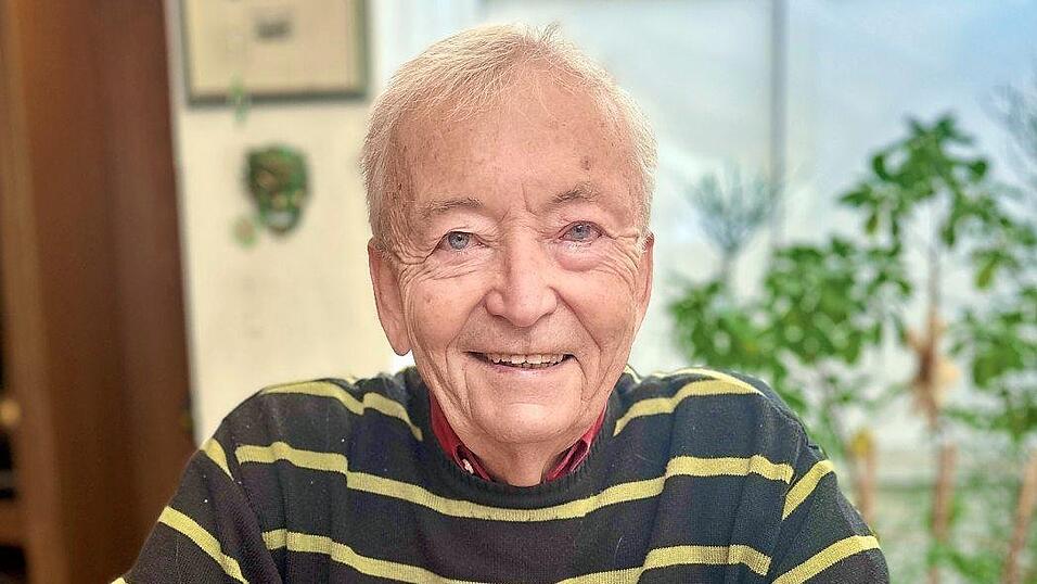 „Mein Ziel war es immer, dass wir eine Schulfamilie sind“, sagt Bernhardt - heute 84 Jahre - rückblickend.
