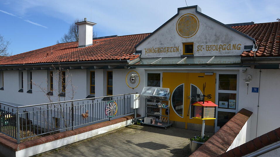 Laut Betriebskostenabrechnung der Caritas Kindergartentageseinrichtungen im Bistum Regensburg gGmbH schloss das Jahr 2025 im katholischen Kindergarten St. Wolfgang in Rudelzhausen mit einem leichten Überschuss von rund 8.500 Euro ab. Laut Betriebskostenabrechnung der Caritas Kindergartentageseinrichtungen im Bistum Regensburg gGmbH schloss das Jahr 2025 im katholischen Kindergarten St. Wolfgang in Rudelzhausen mit einem leichten Überschuss von rund 8.500 Euro ab.