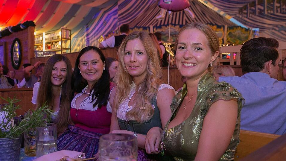 Die Partybilder von Dienstag, 16. August 2022, aus dem Festzelt Wenisch.
