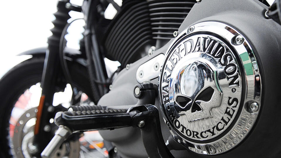 Vor Gericht hat sich die Lage am Dienstag im Prozess gegen einen Autofahrer wegen versuchten Totschlags etwas geändert. Der Mann war mit einem Biker kollidiert. Vor Gericht hat sich die Lage am Dienstag im Prozess gegen einen Autofahrer wegen versuchten Totschlags etwas geändert. Der Mann war mit einem Biker kollidiert.