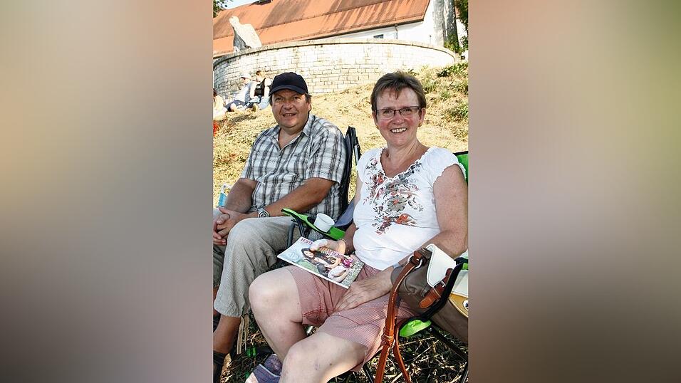 Klaus und Michaela Höhenberger sitzen seit 42 Jahren am selben Platz.