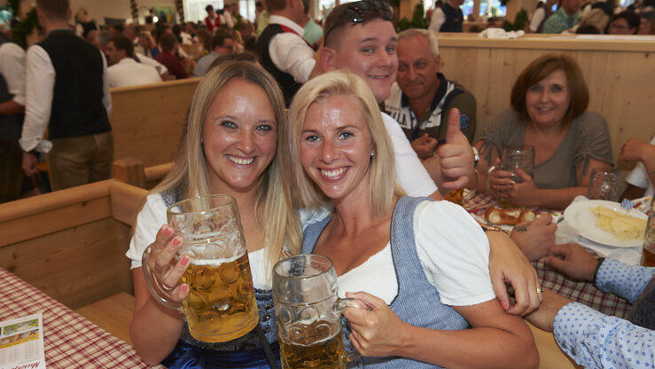 Die Partybilder vom Samstag, 13. August 2022, aus dem Festzelt Lechner.