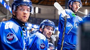 Trotz zweier Niederlagen: Ganz so entt&auml;uscht, wie es auf diesem Foto den Eindruck macht, m&uuml;ssen die Straubing Tigers nach der Premiere des Hockeytown Cups in Tschechien gar nicht sein.