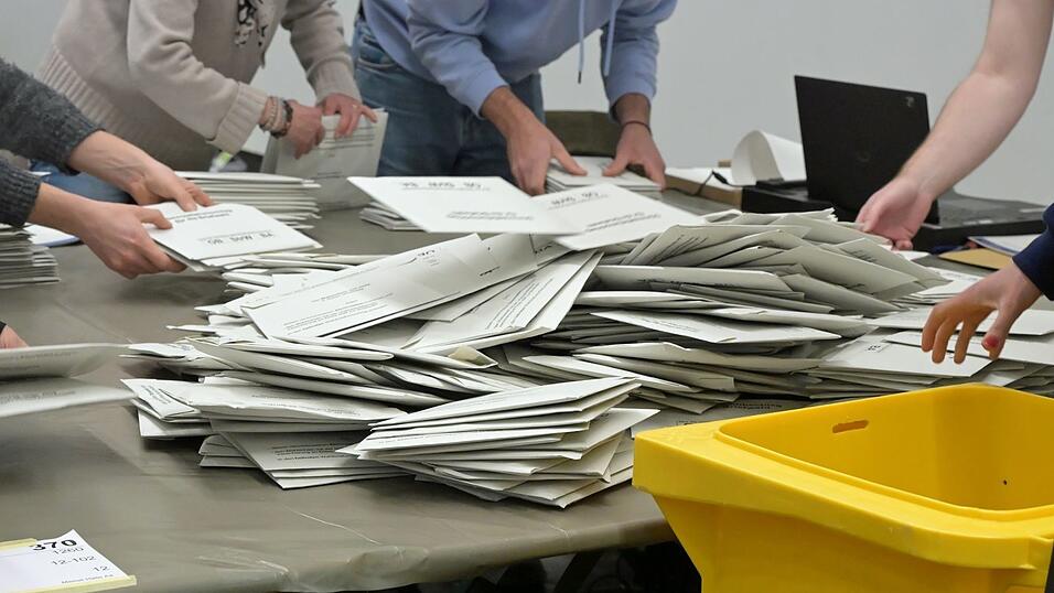 Ein Kopf-an-Kopf-Rennen gibt es zwischen Schwarz und Gr&uuml;n im Landkreis Landsberg am Lech. (Symboldbild)
