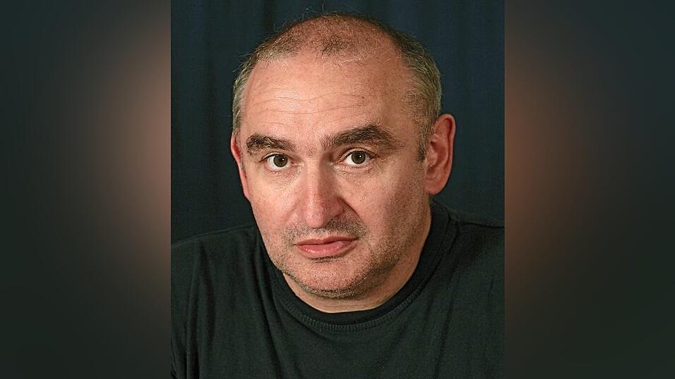 Der Kabarettist Sigi Zimmerschied spielt im Film 'Weißbier im Blut' die Hauptrolle. Der Kabarettist Sigi Zimmerschied spielt im Film 'Weißbier im Blut' die Hauptrolle.
