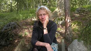 Schriftstellerin Dorothea Gr&uuml;nzweig erh&auml;lt den Preis f&uuml;r ihre Sprache der Empathie f&uuml;r das Leiden von Menschen, Tier- und Pflanzenwelt.