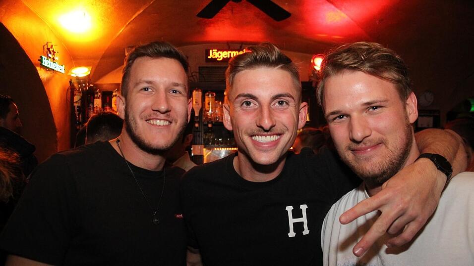 So wurde am Samstag, 23. Oktober, im Beatschuppen in Landshut gefeiert - die Partybilder. So wurde am Samstag, 23. Oktober, im Beatschuppen in Landshut gefeiert - die Partybilder.