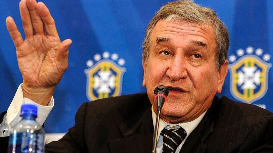 Carlos Alberto Parreira musste ins Krankenhaus. (Archivbild) Carlos Alberto Parreira musste ins Krankenhaus. (Archivbild)
