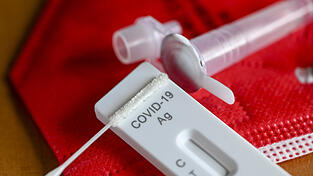 Für die meisten ist die Corona-Zeit nur eine böse Erinnerung. Doch manche kämpfen heute noch mit den Nachwirkungen einer Infektion. Für die meisten ist die Corona-Zeit nur eine böse Erinnerung. Doch manche kämpfen heute noch mit den Nachwirkungen einer Infektion.